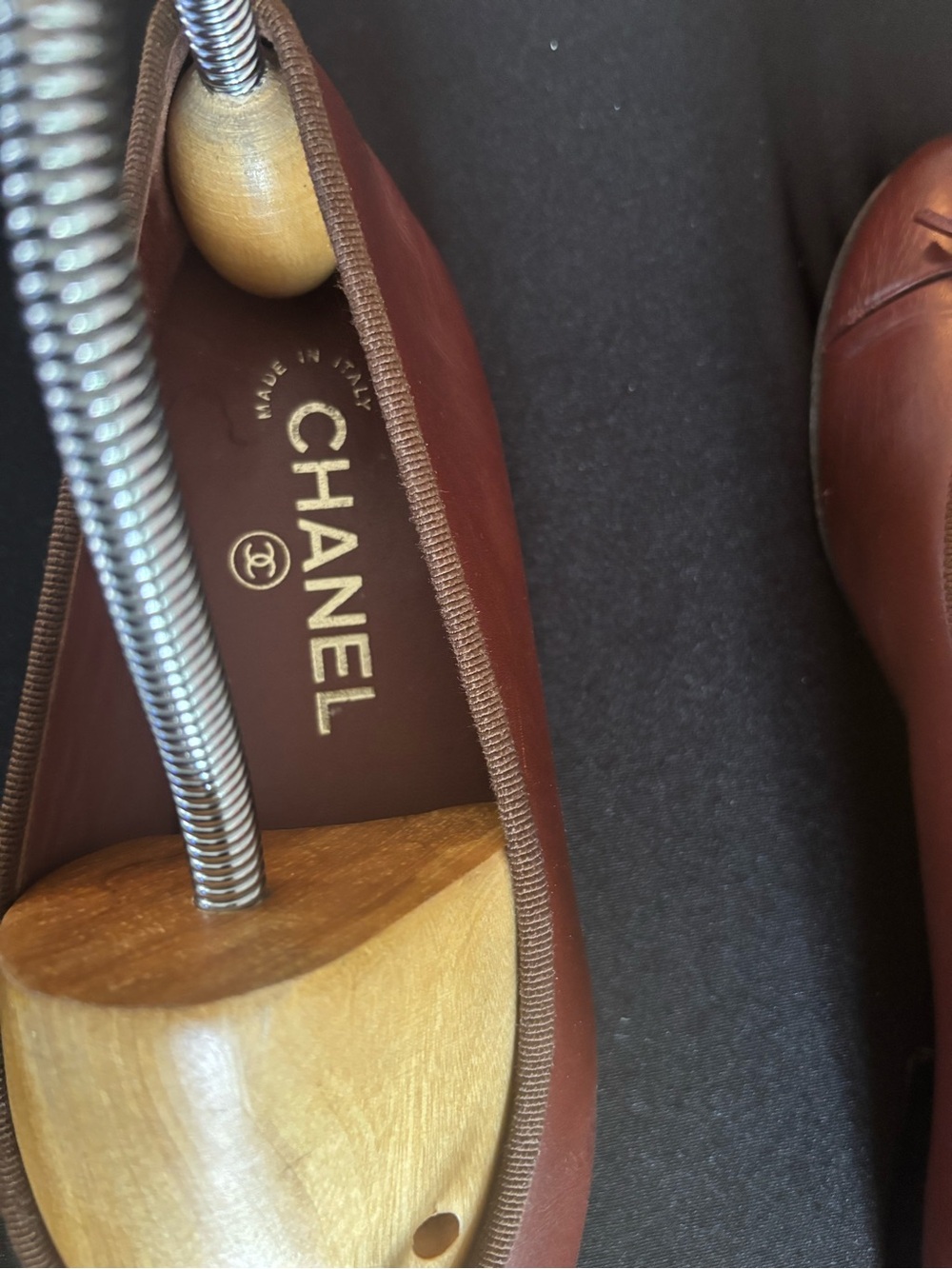 Chanel Brown Size 38/7 Slip On Ballerina Flats With CC Logo and Small Bow Detail - Picture 7 of 14